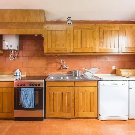 Villa Uchada Titanio - Picturesque Beachfront 5 Bedroom Villa - Stunning Sea Views - Private Pool Willa Azenhas do Mar