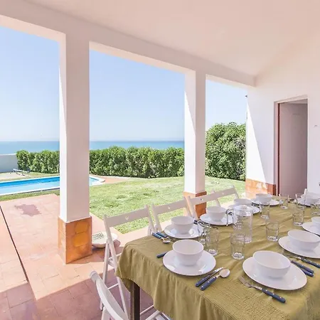 Villa Uchada Titanio - Picturesque Beachfront 5 Bedroom Villa - Stunning Sea Views - Private Pool * Azenhas do Mar